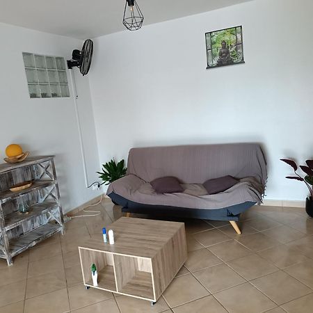 Chez Kelly Et Nicolas, Le Paradis De Sofaia Sainte-Rose Eksteriør billede
